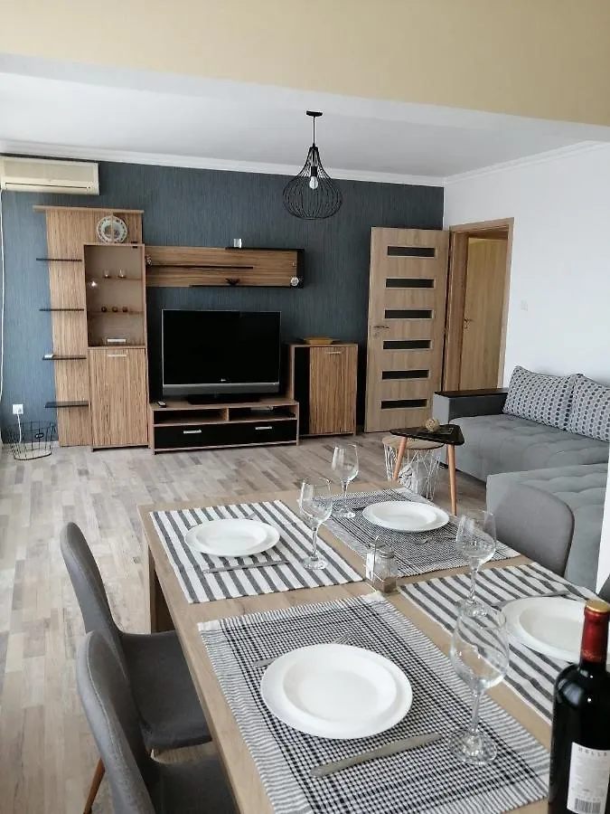 Yanakiev'S Central Apartment Burgas